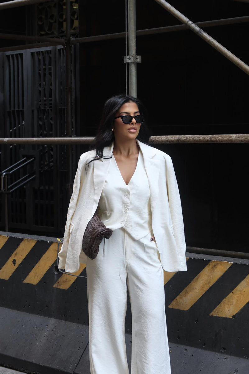 Trijunto Três Elegâncias  – Blazer, Colete e Calça Louvia